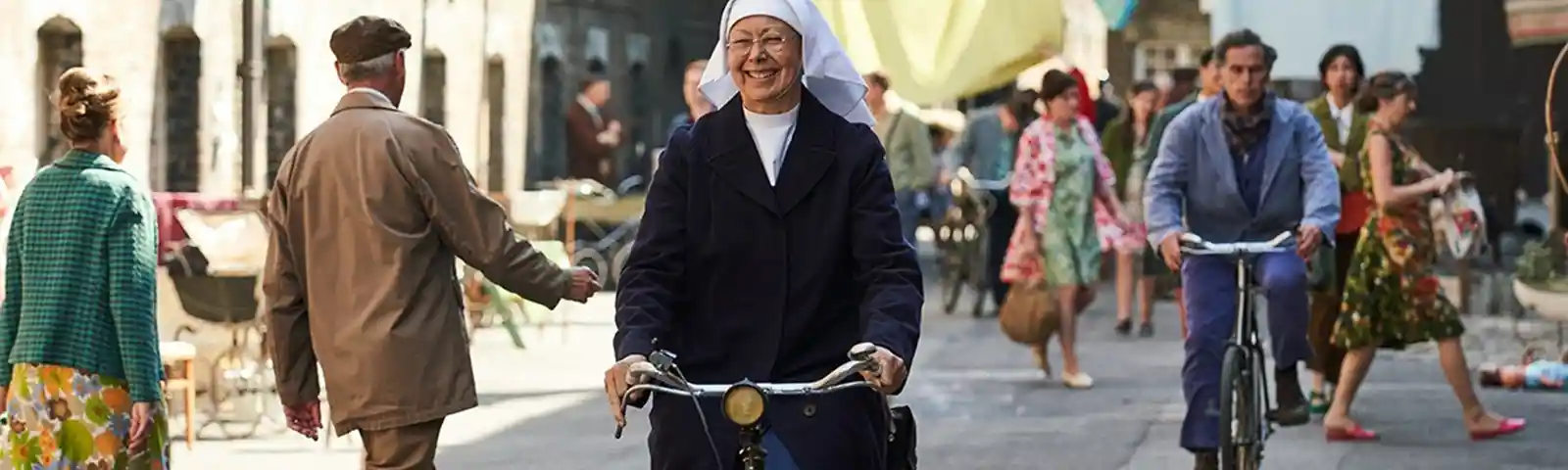 5. Call The Midwife At The Historic Dockyard Chatham C. Neal Street Productions
