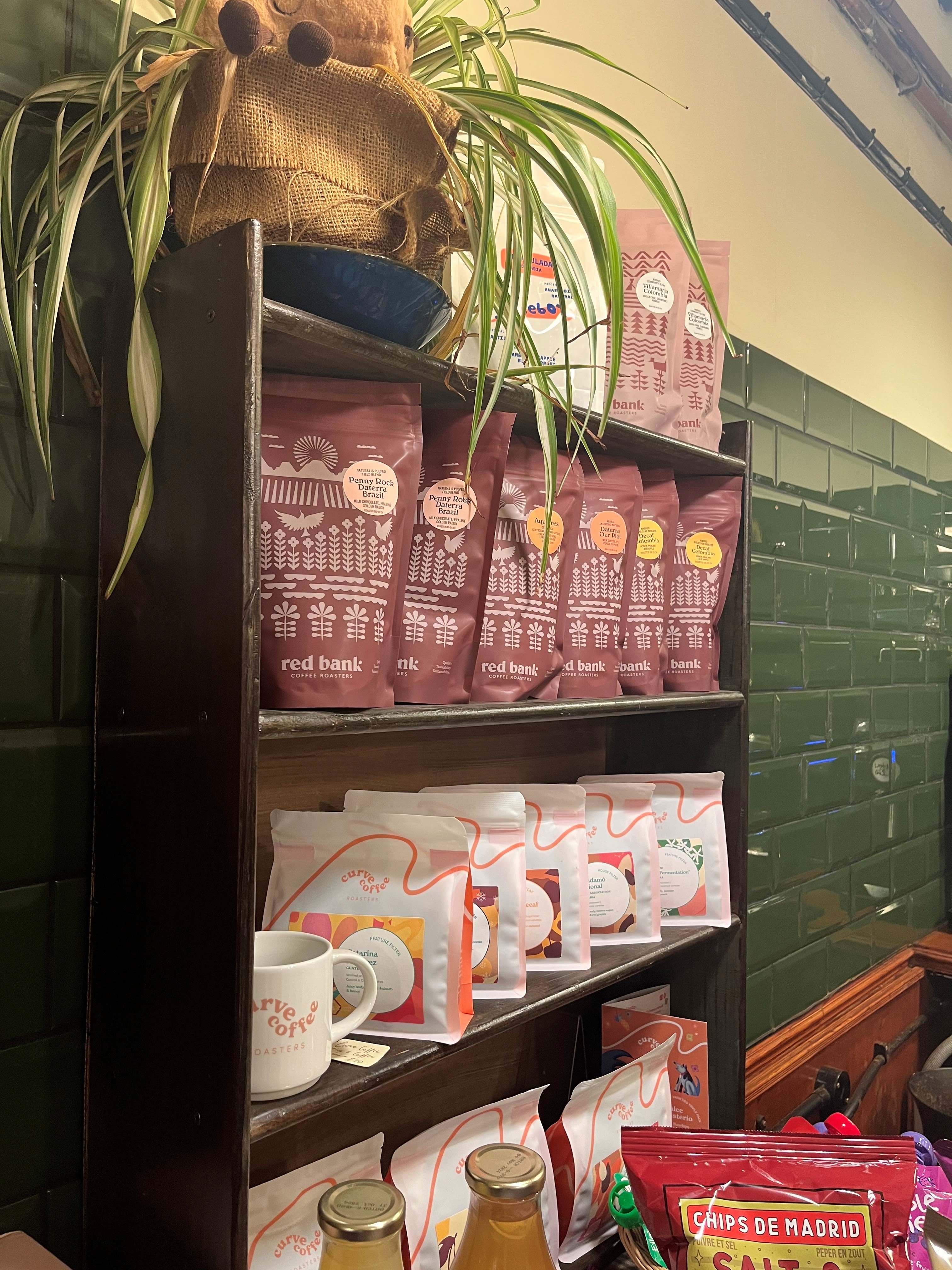 Leonard's Coffee Shop Pic 3 (2)