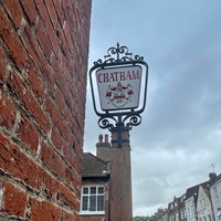 Chathamsign2