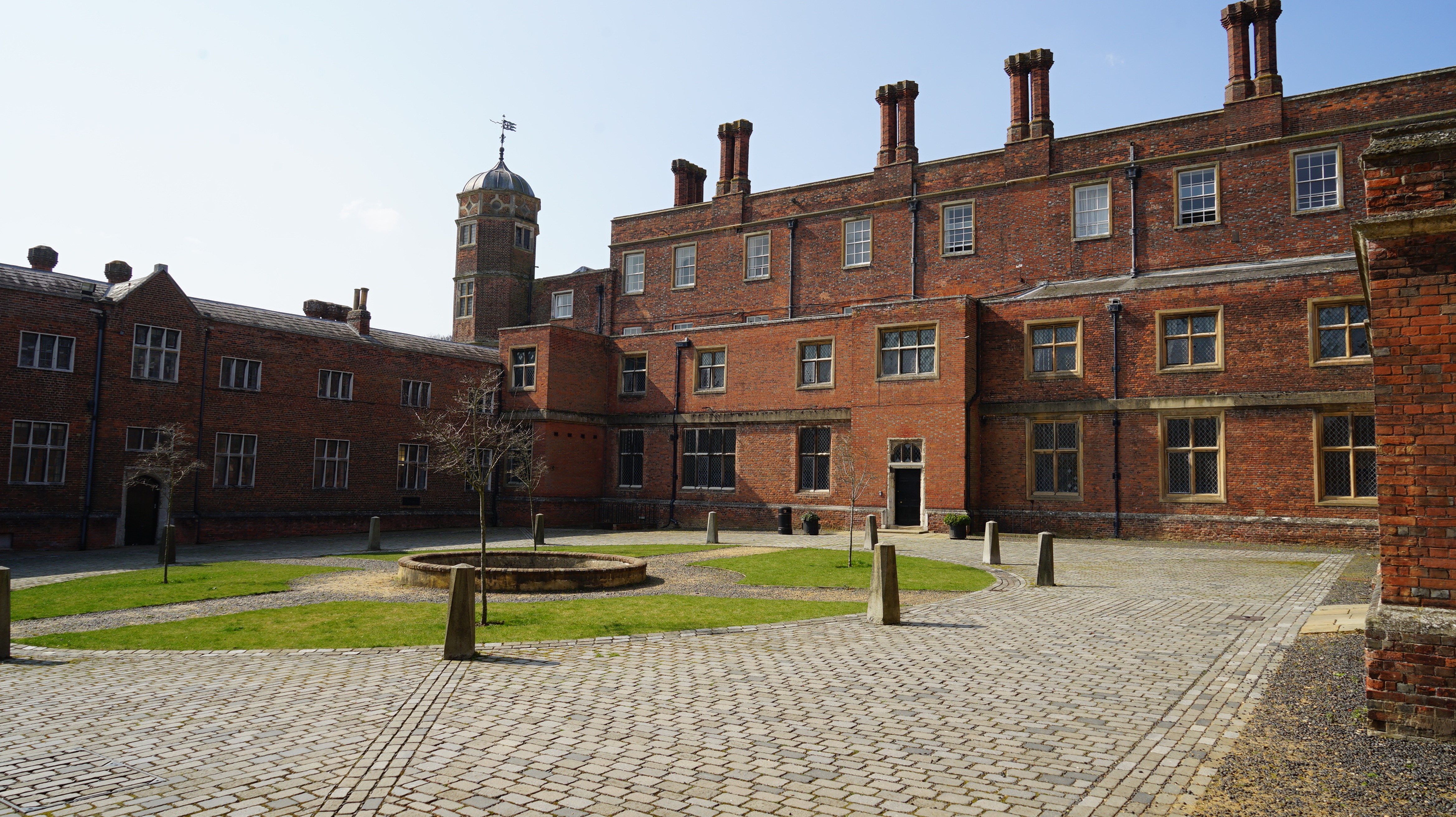 Cobhamhall East Court