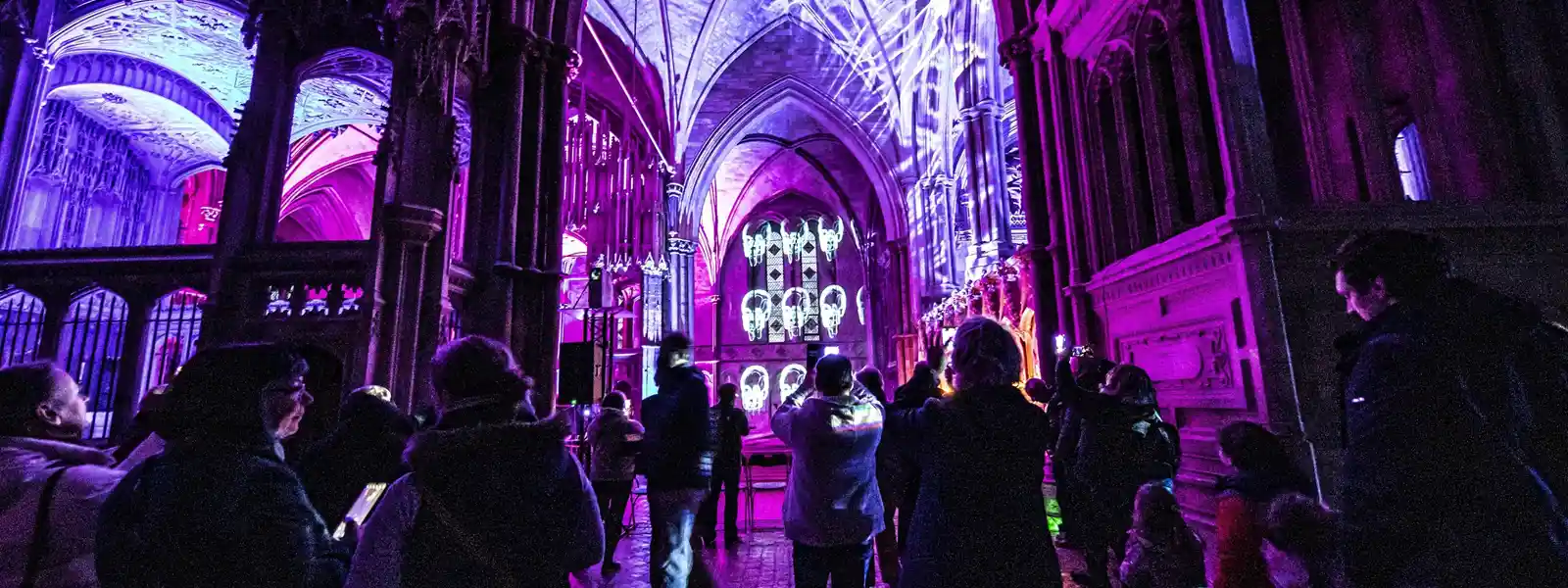 Luxmuralis At Winchester Cathedral Science Son Et Lumiere Cathedral Art 2022 22
