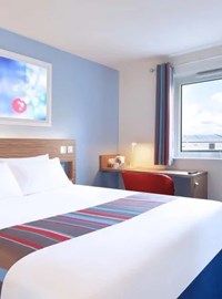 Travel Lodge Standard Room